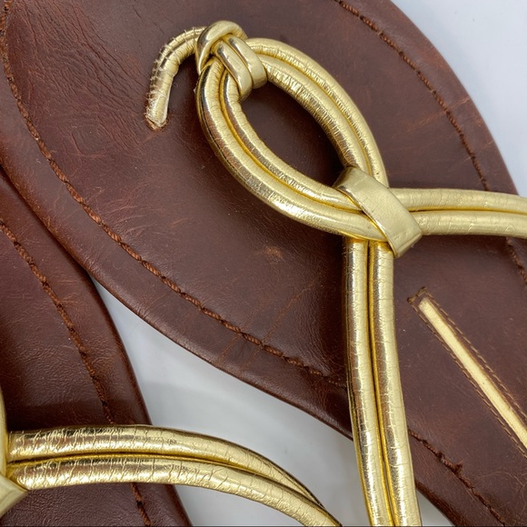 New Directions Waverly Gold Flat Thong Sandals - Picture 6 of 9